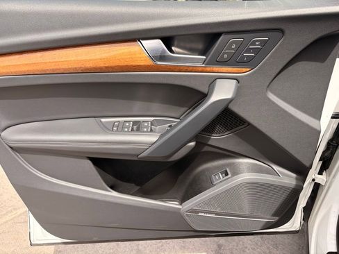 Used 2023 Audi Q5 2.0T Premium Plus image 10