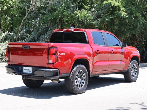 Used 2024 Chevrolet Colorado Z71 w/ Advanced Trailering Package AWD/4WD image 9