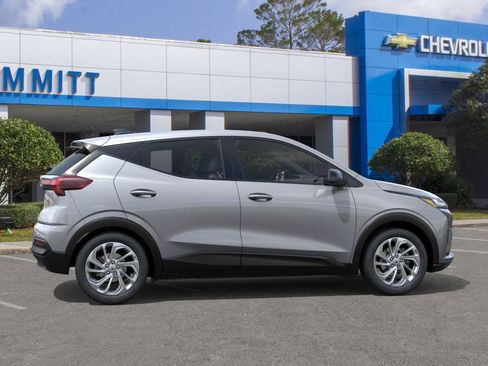 New 2027 Chevrolet Bolt LT w/ Comfort Package image 5