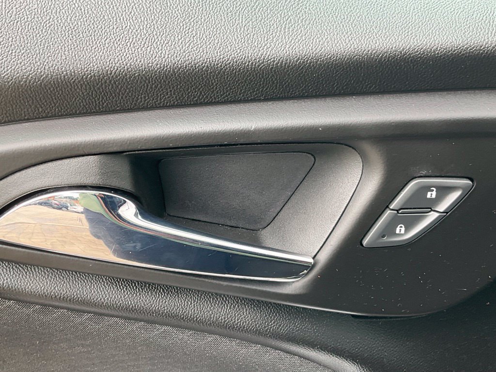 Used 2023 Chevrolet Malibu LT w/ Driver Confidence Package FWD image 27