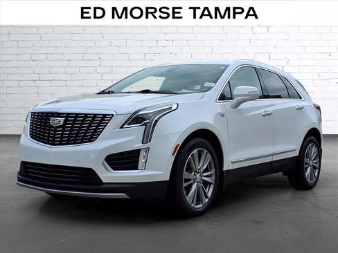 Used 2024 Cadillac XT5 Premium Luxury FWD image 1