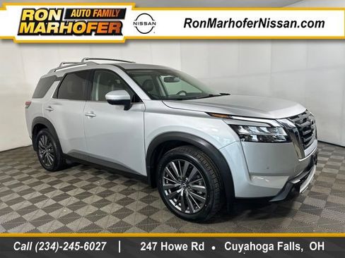 Used 2022 Nissan Pathfinder SL w/ SL Premium Package image 1