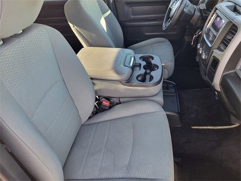 Used 2016 RAM 3500 Tradesman w/ Chrome Appearance Group image 10