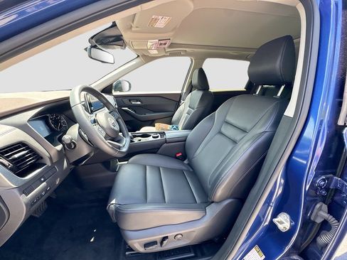 Used 2023 Nissan Rogue SL AWD/4WD image 21
