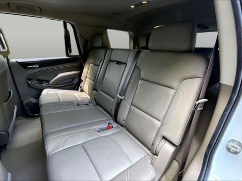 Used 2017 GMC Yukon SLT RWD image 19
