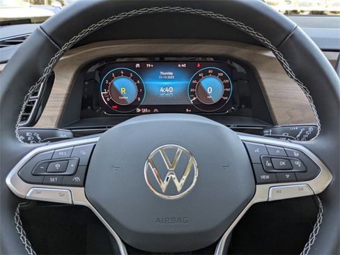 New 2026 Volkswagen Atlas SE image 35