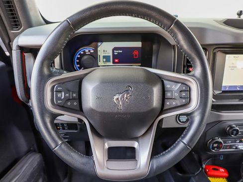 Used 2023 Ford Bronco Black Diamond AWD/4WD image 30