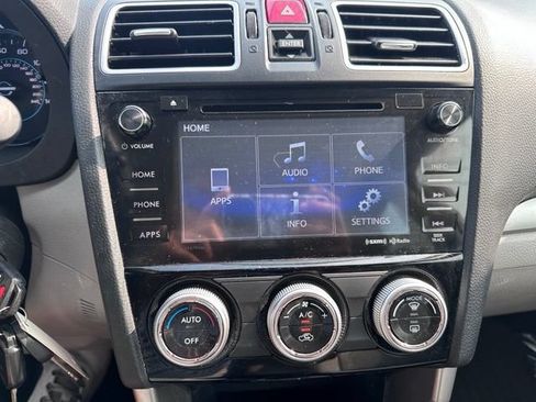 Used 2018 Subaru Forester 2.5i Premium AWD/4WD image 15