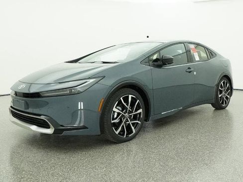New 2026 Toyota Prius Plug-In Hybrid image 17