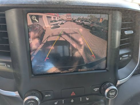 Used 2019 RAM 1500 Big Horn image 23