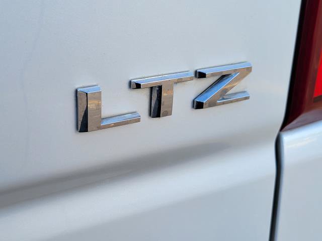 Used 2022 Chevrolet Silverado 1500 LTZ w/ Technology Package AWD/4WD image 30