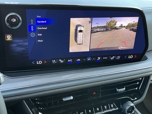 New 2026 Chevrolet Suburban Premier w/ Sun And Tow Package AWD/4WD image 19