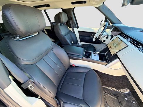 Used 2024 Land Rover Range Rover Autobiography AWD/4WD image 16