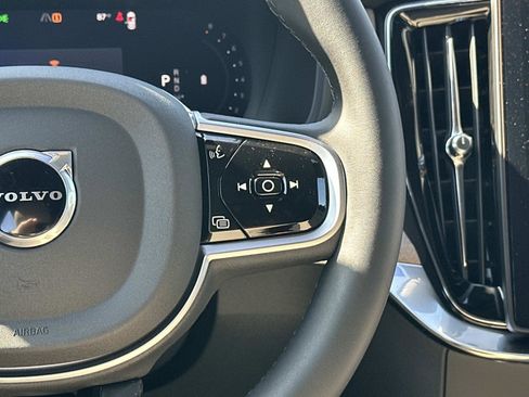 New 2026 Volvo XC90 B6 Plus image 9