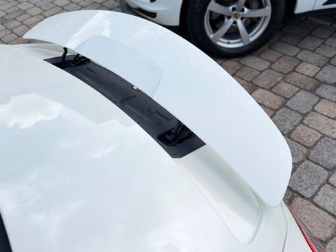 Used 2012 Mercedes-Benz SLS AMG Roadster image 18