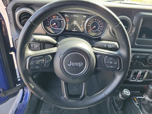 Used 2020 Jeep Wrangler Sport AWD/4WD image 24