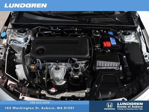 Used 2025 Honda Civic Sport image 32