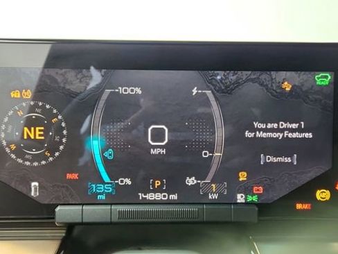 Used 2024 GMC Hummer EV 3X w/ Omega Edition image 37