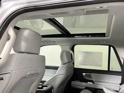 New 2025 Ford Expedition Max Platinum w/ Platinum Ultimate Package image 15