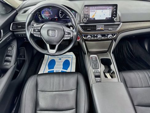 Used 2020 Honda Accord Touring image 28