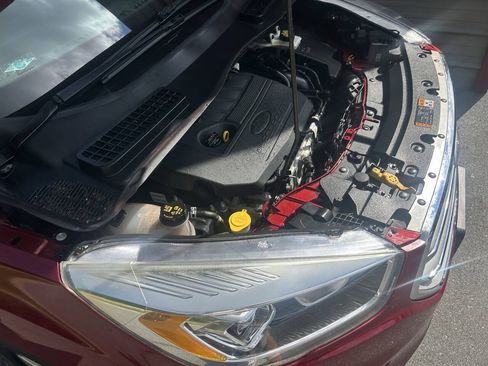 Used 2018 Ford Escape SEL AWD/4WD image 16
