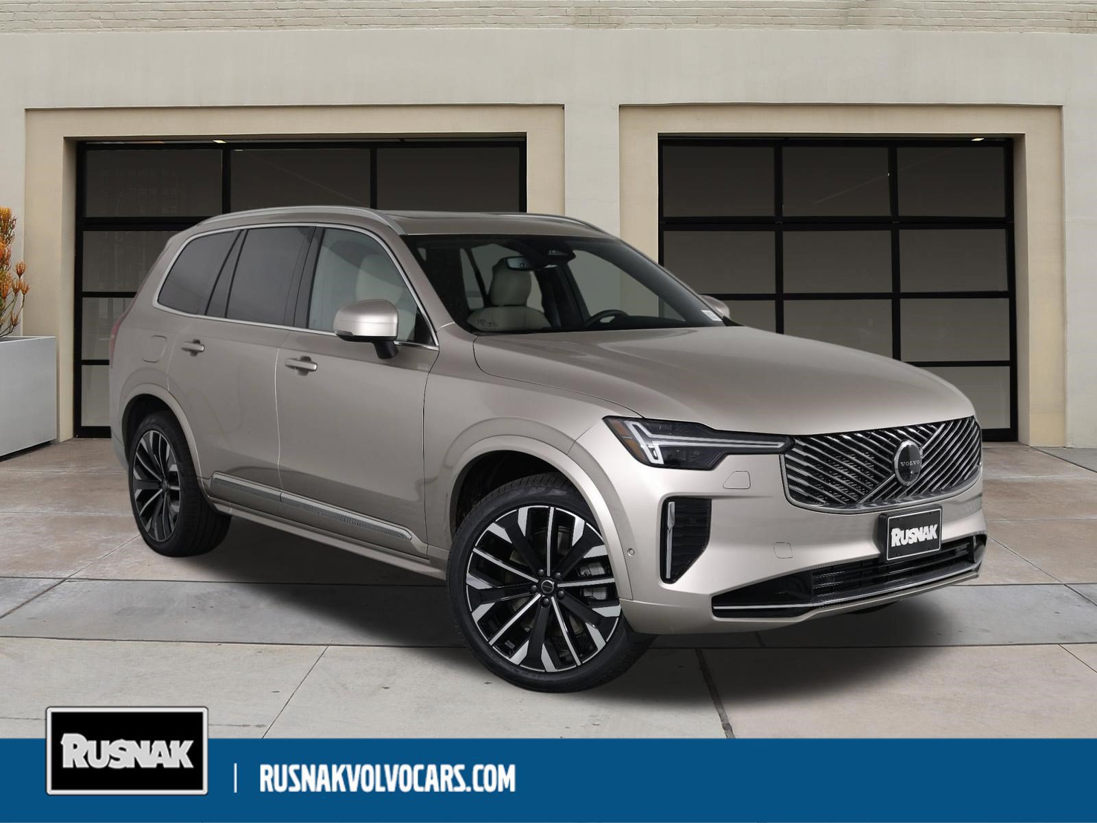 New 2026 Volvo XC90 T8 Plus w/ Protection Package Premier AWD/4WD image 1