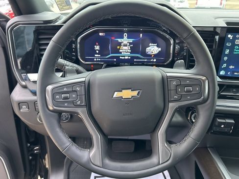 Used 2025 Chevrolet Silverado 1500 High Country w/ High Country Premium Package image 19