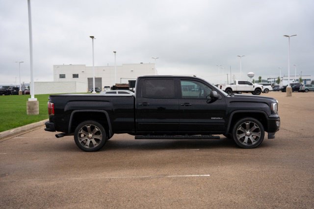 Used 2017 GMC Sierra 1500 Denali AWD/4WD image 8
