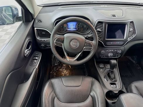 Used 2021 Jeep Cherokee Latitude Lux w/ Comfort/Convenience Group AWD/4WD image 20