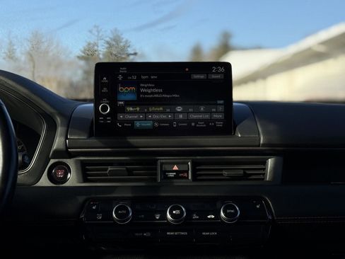 Certified 2023 Honda Pilot TrailSport image 21