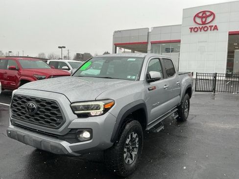 Used 2021 Toyota Tacoma TRD Off-Road image 1
