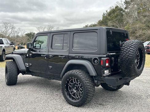 Used 2019 Jeep Wrangler Unlimited Sport S image 10