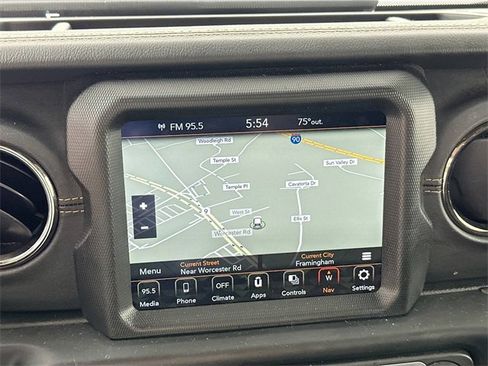 Used 2023 Jeep Gladiator Overland image 11