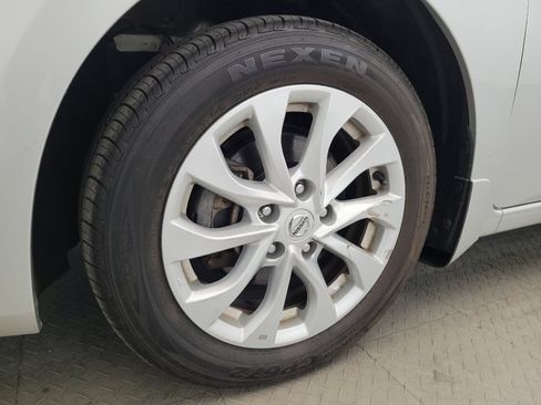 Used 2019 Nissan Sentra SV FWD image 31