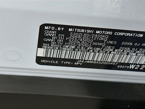 Used 2025 Mitsubishi Outlander SEL AWD/4WD image 12