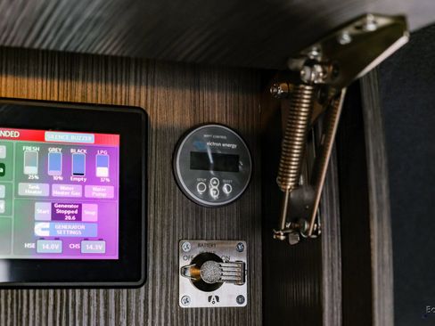 Used 2022 Mercedes-Benz Sprinter 3500 image 73