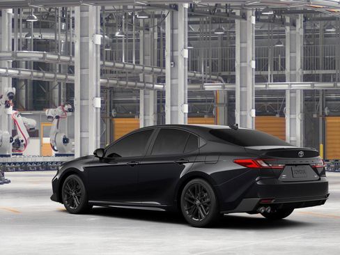 New 2026 Toyota Camry SE AWD/4WD image 6