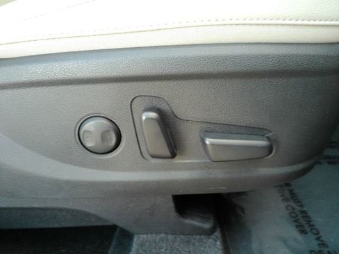 Used 2024 Kia Telluride SX w/ Towing Package image 21