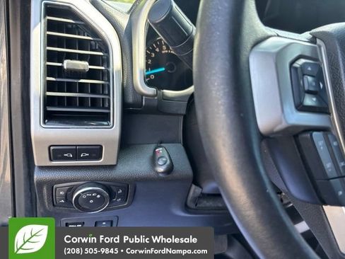 Used 2018 Ford F150 Lariat w/ Equipment Group 502A Luxury AWD/4WD image 15