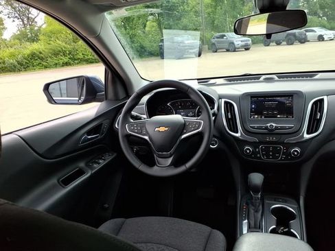 Used 2024 Chevrolet Equinox LT FWD image 6