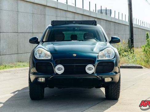 Used 2004 Porsche Cayenne Turbo AWD/4WD image 13