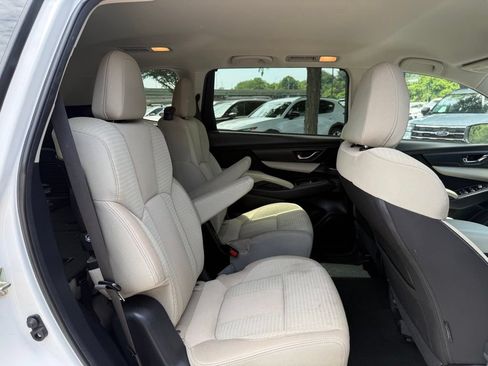 Used 2020 Subaru Ascent Premium w/ Convenience Package AWD/4WD image 27