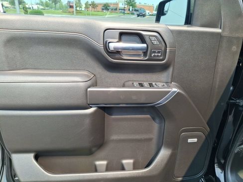 Used 2021 GMC Sierra 1500 AT4 w/ AT4 Preferred Package AWD/4WD image 15