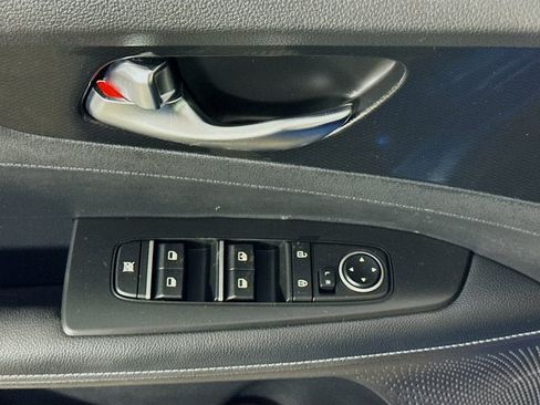 Certified 2023 Kia Forte GT-Line FWD image 18