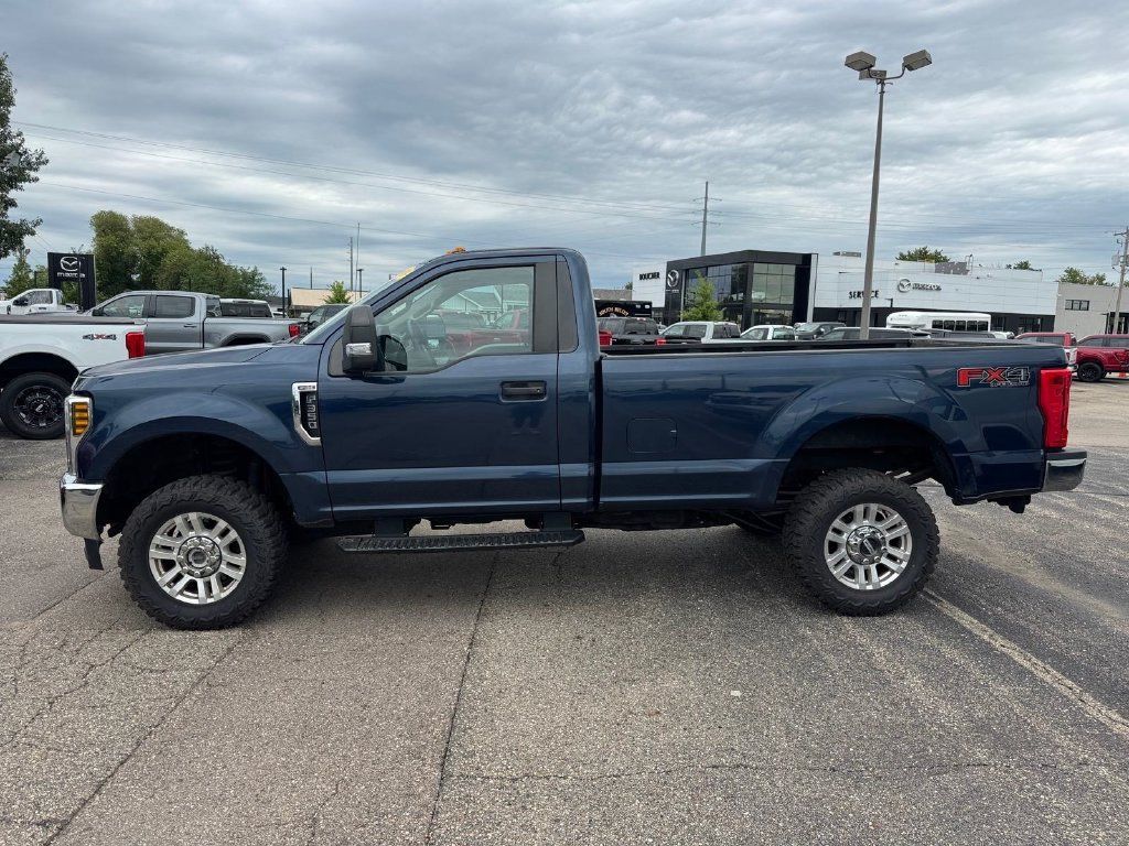 Used 2019 Ford F350 XL w/ STX Appearance Package AWD/4WD image 3