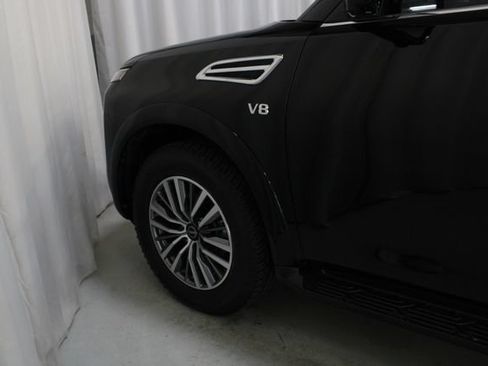 Used 2021 Nissan Armada SL w/ Captain's Chairs Package AWD/4WD image 34