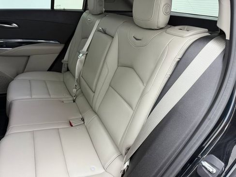 Used 2020 Cadillac XT4 Luxury image 34