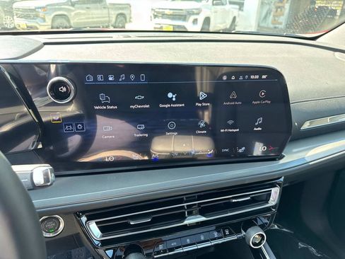 New 2026 Chevrolet Traverse LT w/ Sun and Wheel Package image 23