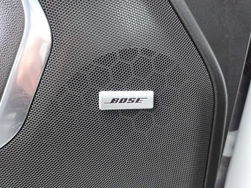 Used 2021 Chevrolet Tahoe Z71 w/ Z71 Signature Package image 12