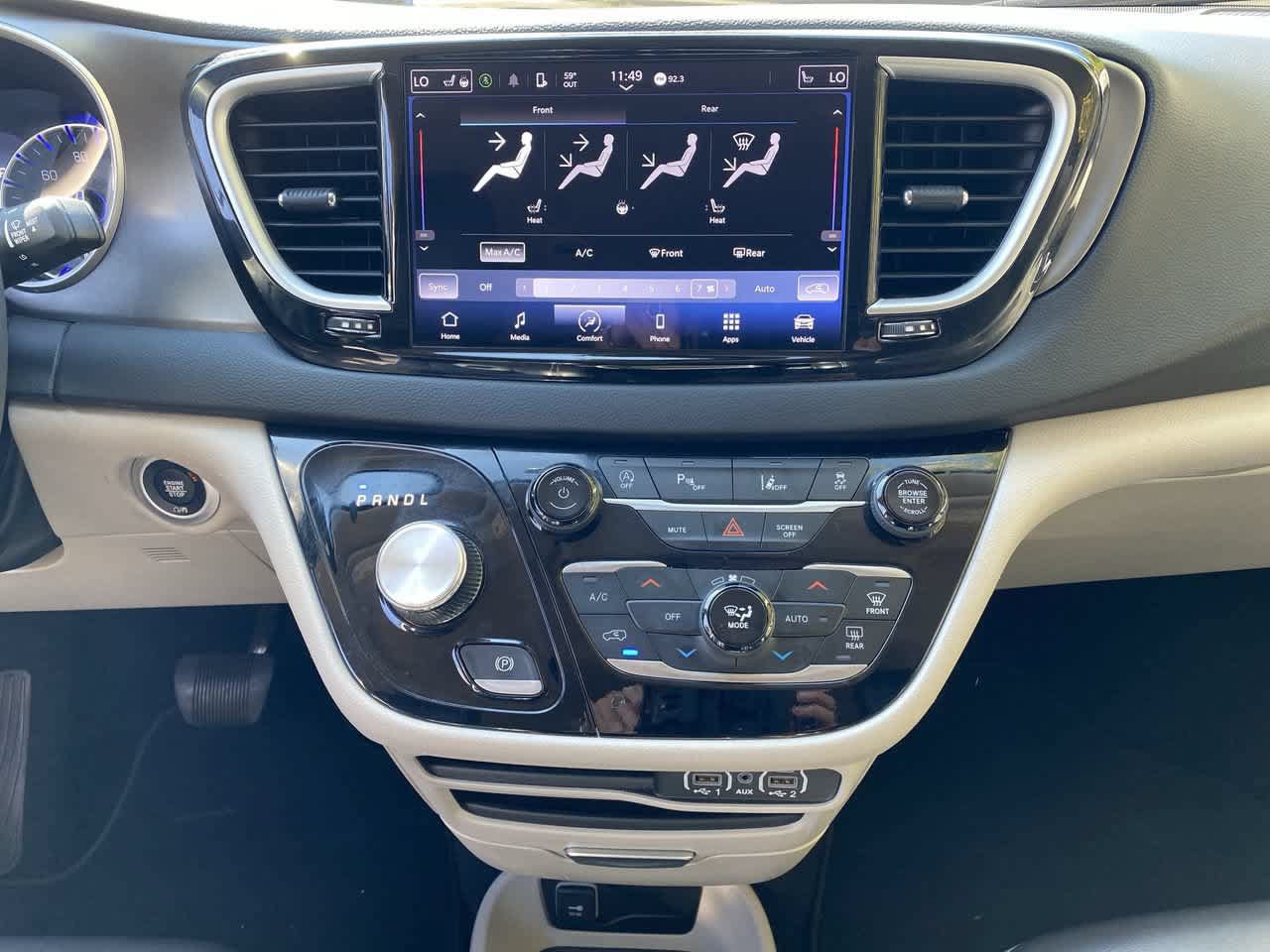 Used 2023 Chrysler Pacifica Touring-L FWD image 24
